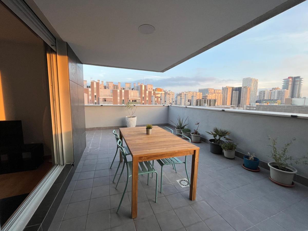 Beach & Culture Barcelona Port Forum Penthouse Apartment Sant Adria de Besos Bagian luar foto