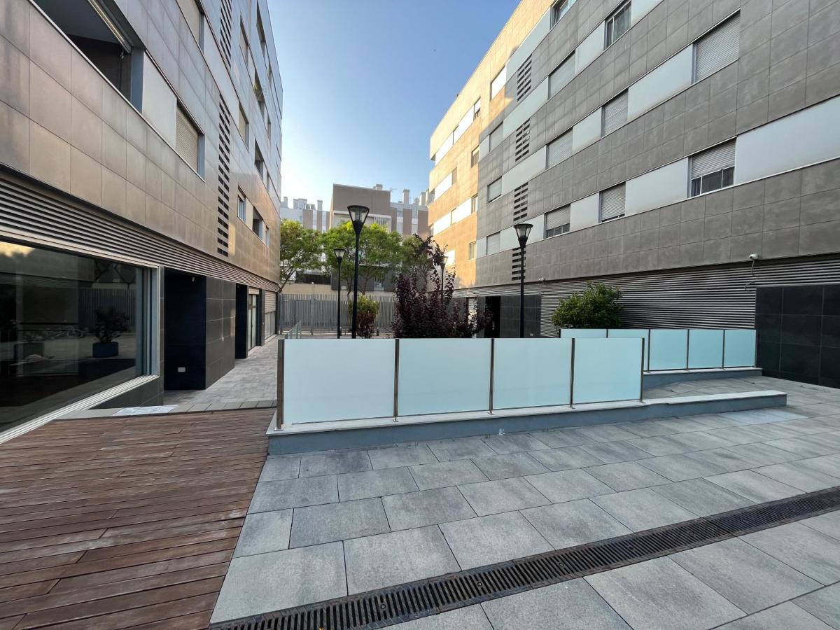 Beach & Culture Barcelona Port Forum Penthouse Apartment Sant Adria de Besos Bagian luar foto